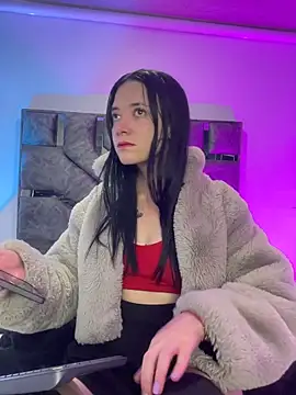 Ady 18 online show from March 27, 1:00 pm