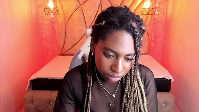 Queen perla  online show from February 21, 3:54 pm