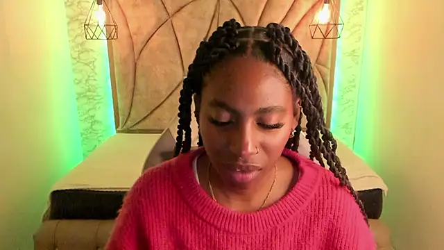 Queen perla  online show from February 28, 11:12 pm