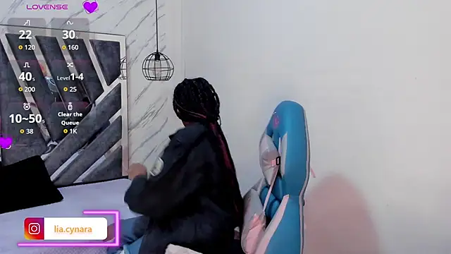 Queen perla  online show from September 20, 1:23 pm