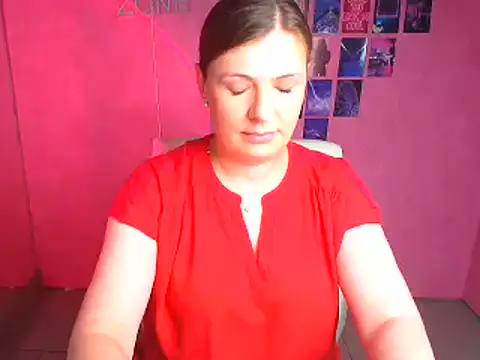Lissmilf online show from June 19, 5:50 pm