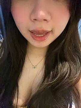 Hotellinh12 online show from November 20, 1:44 pm