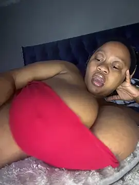 Chubbykarisma27 online show from April 24, 10:34 pm