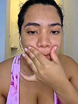 Watagatapitusberry1 online show from November 5, 2:00 am