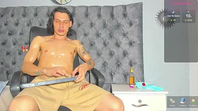 marcus smithh online show from December 2, 10:18 am