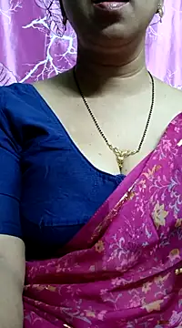 Snapshot of Rosy-B chatting on February 25, 12:36 am Rosy-B online show from February 25, 12:36 am