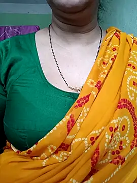 Snapshot of Rosy-B chatting on March 20, 9:48 am Rosy-B online show from March 20, 9:48 am