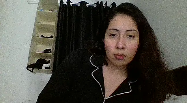 Snapshot of LorenaAnderson chatting on February 6, 10:04 am LorenaAnderson online show from February 6, 10:04 am