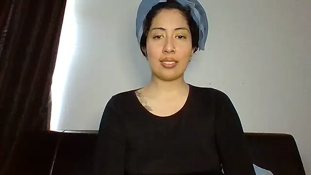 Snapshot of LorenaAnderson chatting on February 20, 2:13 pm LorenaAnderson online show from February 20, 2:13 pm