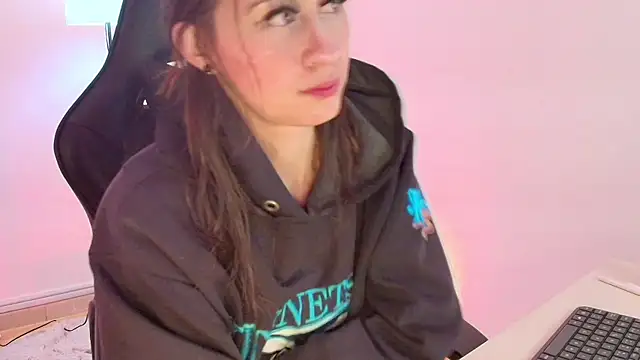 Snapshot of DeepAnalAddict chatting on February 9, 5:40 am DeepAnalAddict online show from February 9, 5:40 am