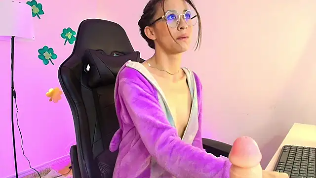 Snapshot of DeepAnalAddict chatting on March 22, 10:28 am DeepAnalAddict online show from March 22, 10:28 am