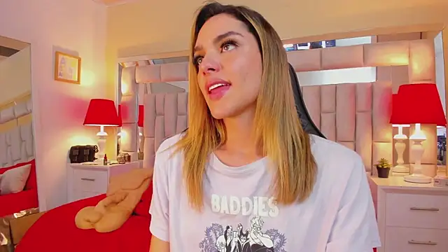 mariiahneedles online show from January 3, 10:29 pm