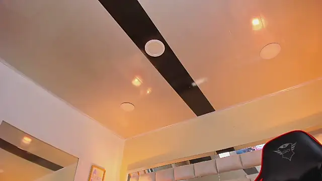 mariiahneedles online show from February 21, 6:40 am