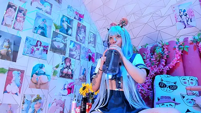 Snapshot of Alicebenett chatting on September 26, 8:35 pm Alicebenett online show from September 26, 8:35 pm