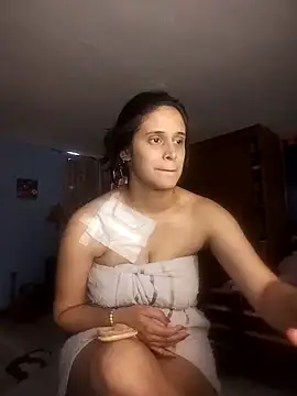 Catalinacandela online show from February 14, 6:48 pm