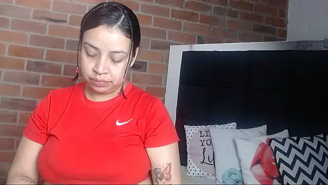 Snapshot of salome__hills1 chatting on January 8, 12:47 pm salome hills1 online show from January 8, 12:47 pm