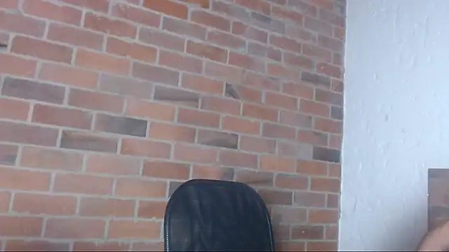 Snapshot of salome__hills1 chatting on February 10, 10:30 pm salome hills1 online show from February 10, 10:30 pm