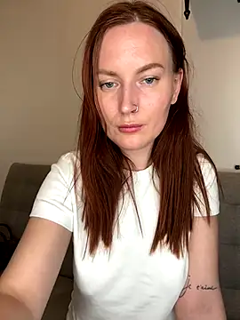 EmmaWarren online show from October 26, 4:57 pm