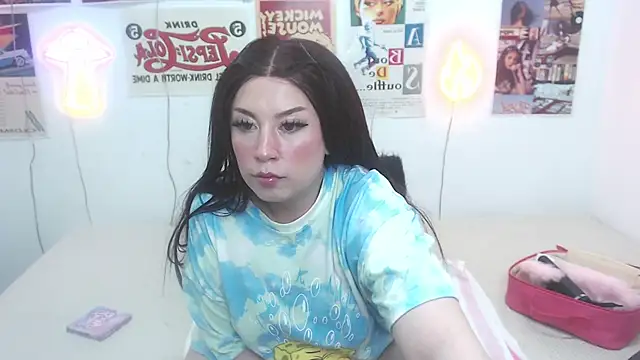 ari rossee online show from February 8, 12:49 am