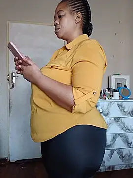 Snapshot of FreakyAngel3X chatting on July 1, 10:39 am FreakyAngel3X online show from July 1, 10:39 am