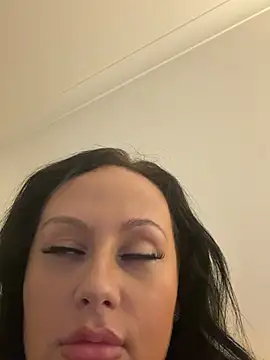 CurvyQueen2023 online show from May 22, 8:14 pm