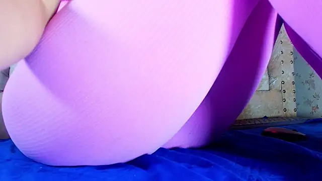 Snapshot of ann_berlin chatting on September 24, 3:10 am ann berlin online show from September 24, 3:10 am