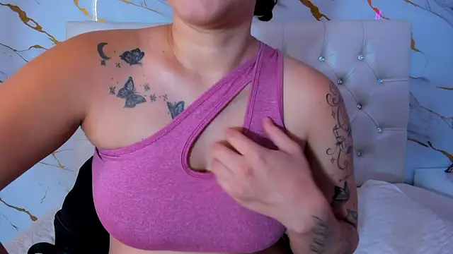 Snapshot of ann_berlin chatting on March 20, 11:59 am ann berlin online show from March 20, 11:59 am