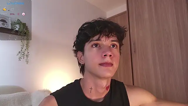 Snapshot of badboy_one_ chatting on September 12, 8:31 pm badboy one online show from September 12, 8:31 pm