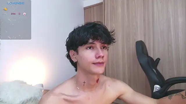 Snapshot of badboy_one_ chatting on September 27, 7:19 pm badboy one online show from September 27, 7:19 pm