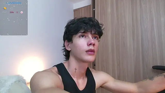 Snapshot of badboy_one_ chatting on October 3, 9:45 pm badboy one online show from October 3, 9:45 pm