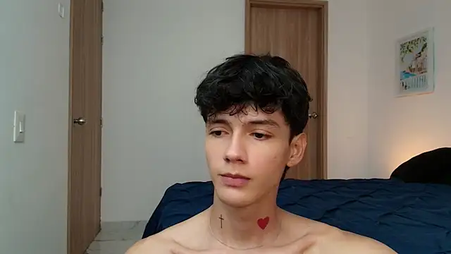 Snapshot of badboy_one_ chatting on November 8, 8:40 pm badboy one online show from November 8, 8:40 pm