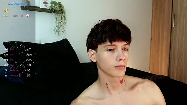 Snapshot of badboy_one_ chatting on November 24, 9:14 pm badboy one online show from November 24, 9:14 pm