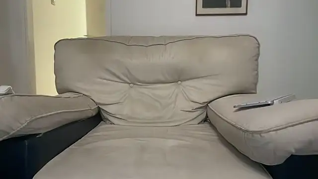 Horny00boy0 online show from January 18, 8:30 pm