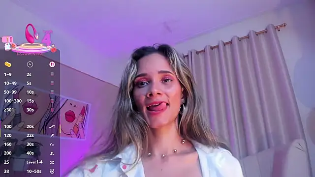 SkiinnyAna online show from March 21, 1:34 am