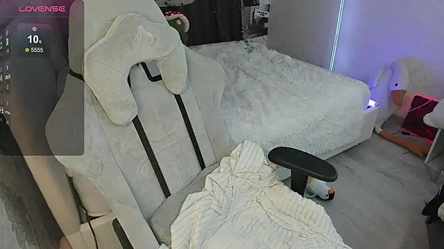 SophiaRyder online show from November 5, 9:15 pm