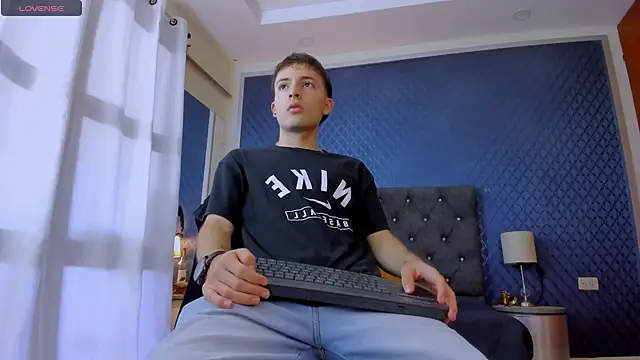 bower and colucci online show from December 28, 2:42 pm