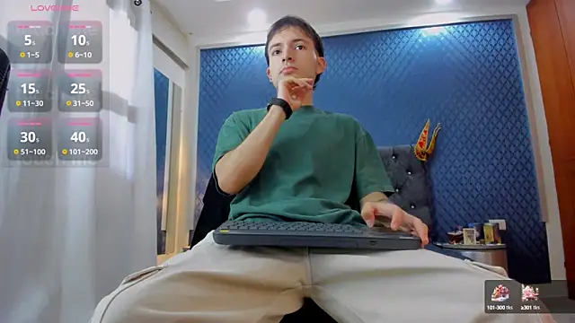 bower and colucci online show from January 25, 2:14 pm