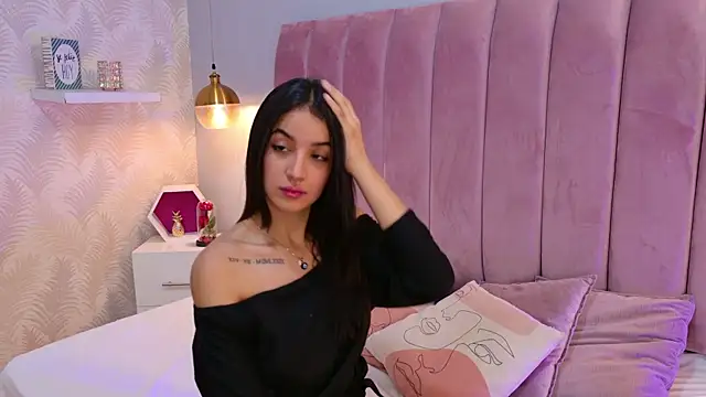 LeenaBrown online show from May 21, 12:34 pm