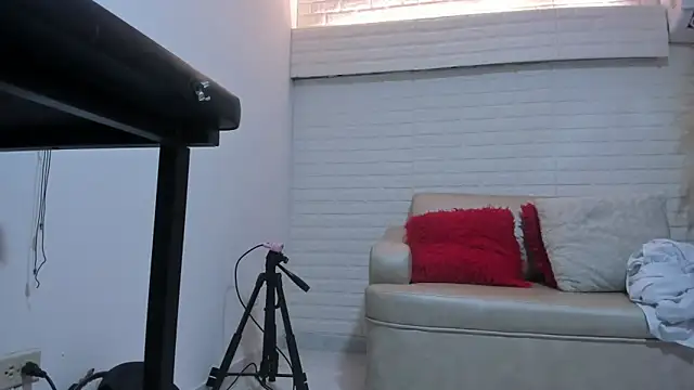 Lissalittlee online show from January 29, 1:48 am