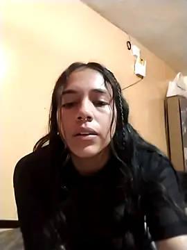 loveHoney02 online show from January 8, 8:00 pm