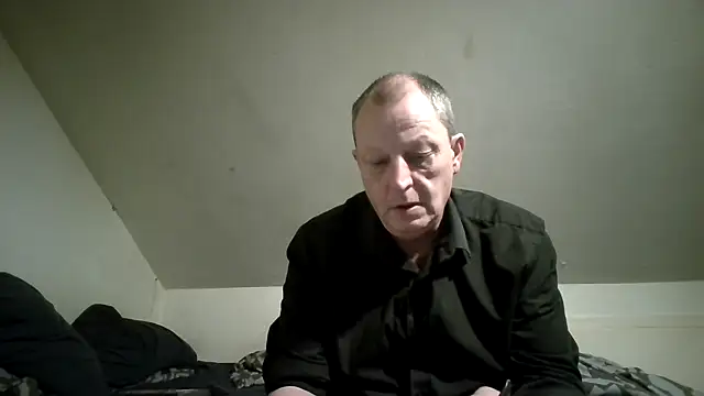 chubbybear2cum online show from March 14, 1:55 am