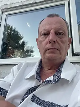 chubbybear2cum online show from May 24, 7:19 pm