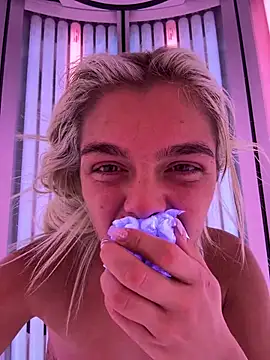 IrishTeenBarbie69 online show from December 20, 2:49 pm