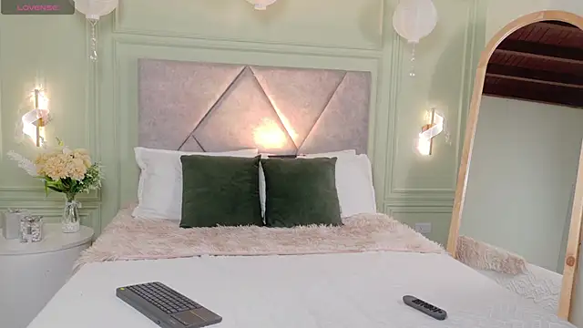 Snapshot of _Miss_Kimm chatting on January 13, 11:48 am Miss Kimm online show from January 13, 11:48 am