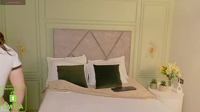 Snapshot of _Miss_Kimm chatting on February 28, 1:01 pm Miss Kimm online show from February 28, 1:01 pm