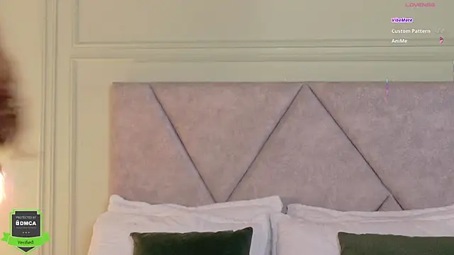  Miss Kimm online show from March 17, 12:30 pm