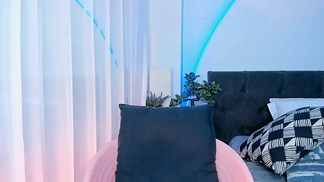 Grace Duppon online show from March 12, 10:39 pm