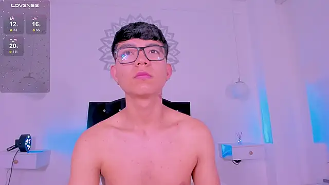 CodyTwink online show from October 12, 7:29 am