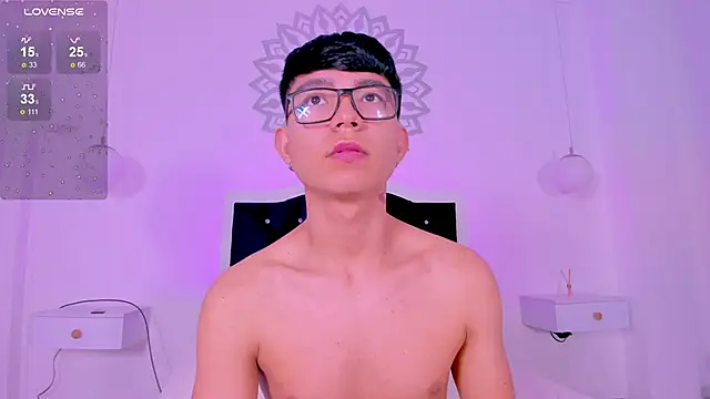 CodyTwink online show from December 16, 2:44 pm