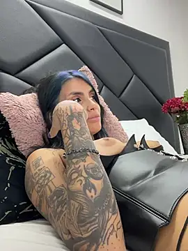 DeuxGold online show from March 18, 7:00 am